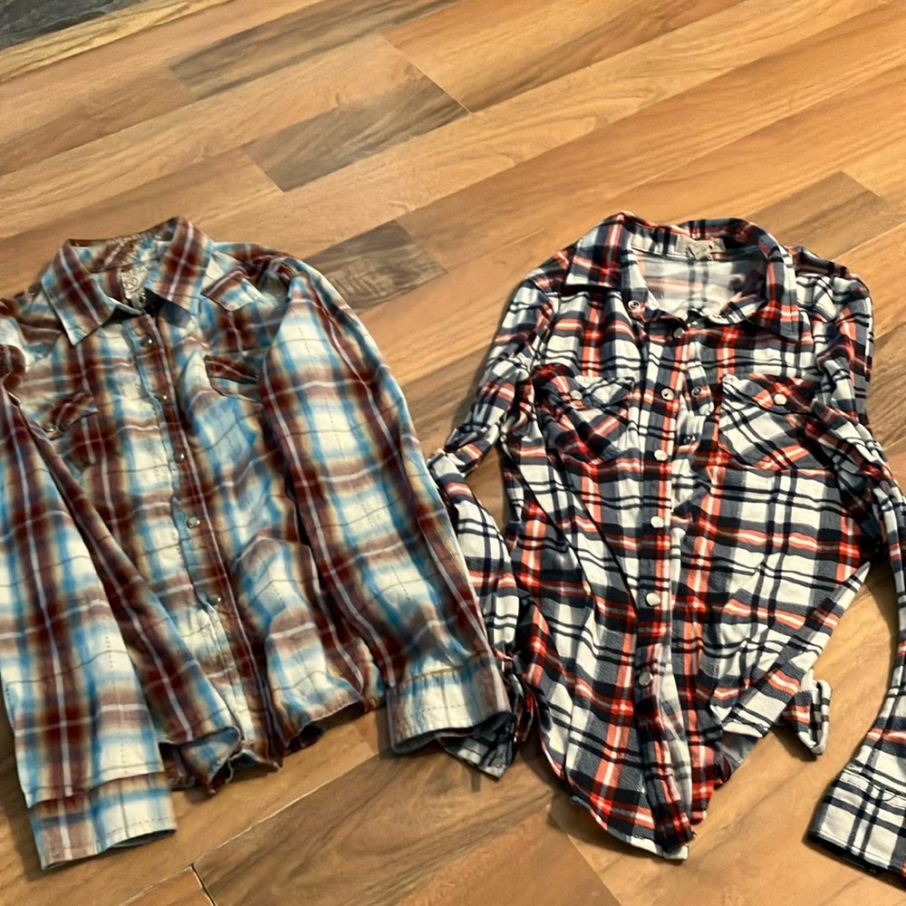 Pearl snap boys shirt